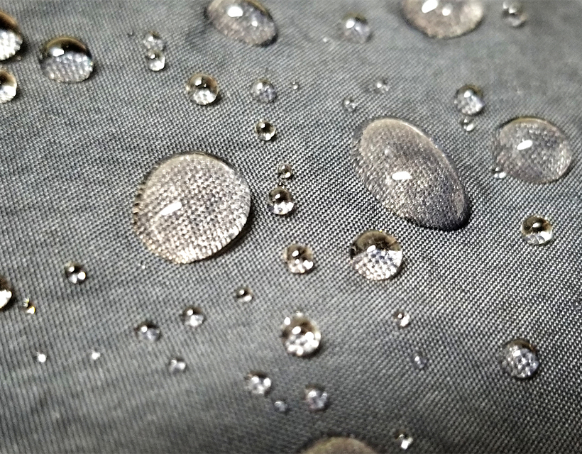 優れた撥水・防汚性能